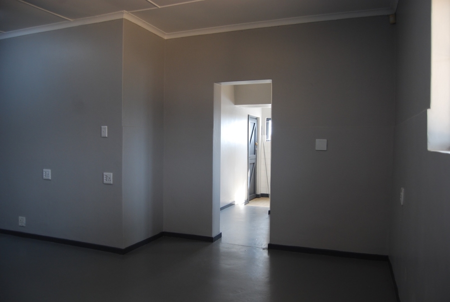 To Let commercial Property for Rent in Vredenburg Western Cape